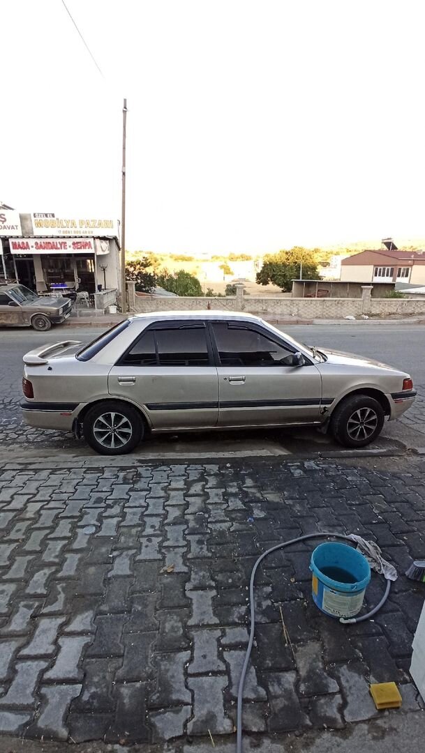Sahibinden Mazda 323 1.6 GLX 1994 Model Kayseri 358.500 km Şampanya 2