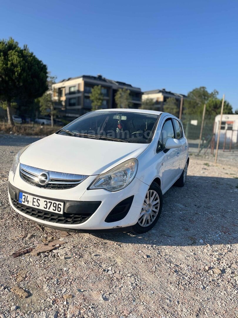 Sahibinden Opel Corsa 1.3 CDTI Essentia 2011 Model İstanbul 330.000 km Beyaz 1