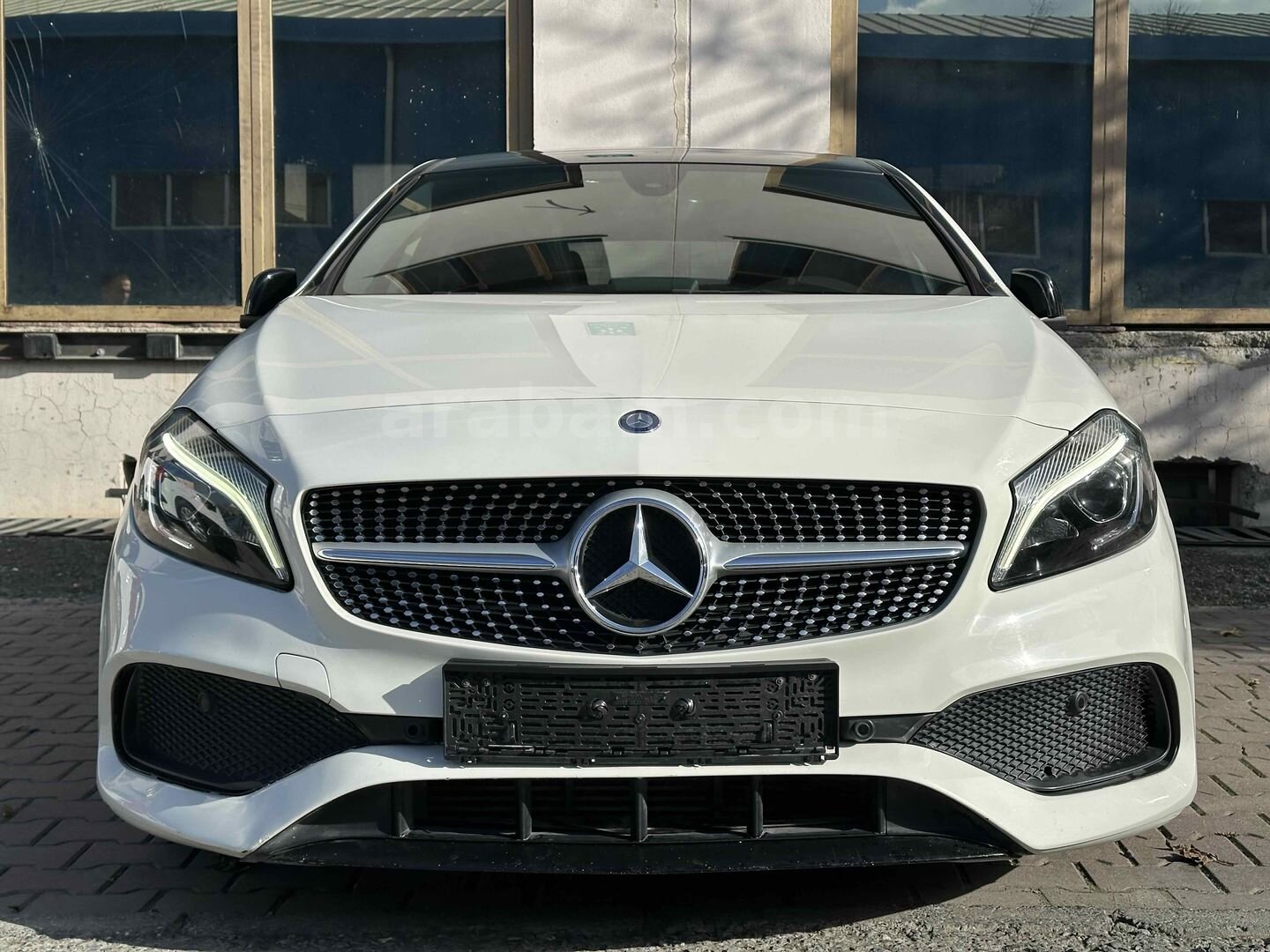 Sahibinden Mercedes - Benz A 180 d AMG 2016 Model İstanbul 109.000 km Beyaz 2