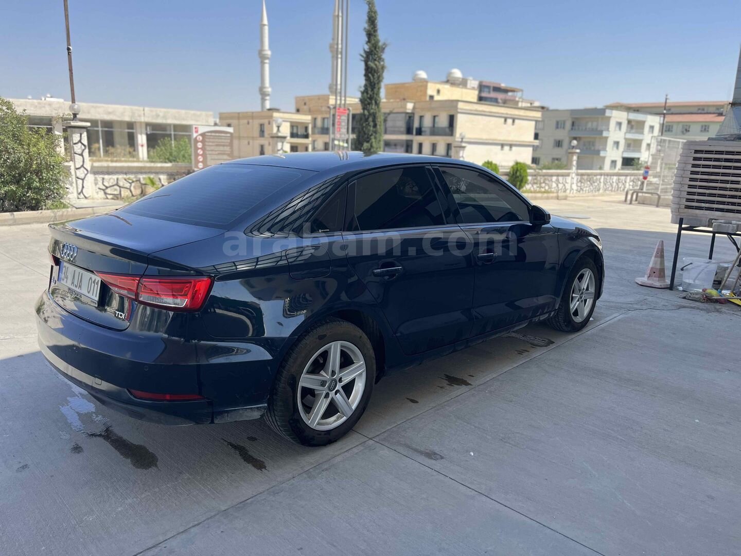 Sahibinden Audi A3 Sedan 1.6 TDI Dynamic 2017 Model Mardin 123.000 km Mavi (metalik) 4