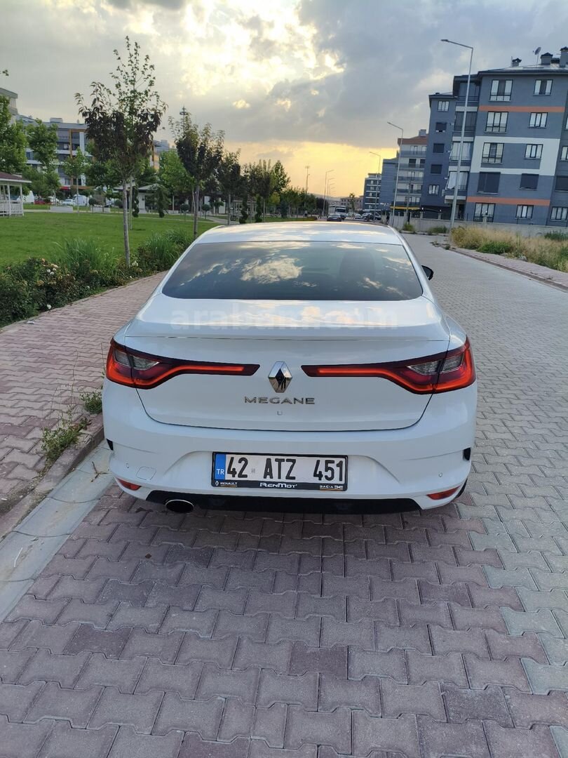 Sahibinden Renault Megane 1.5 dCi Icon 2019 Model Konya 138.500 km Beyaz 7
