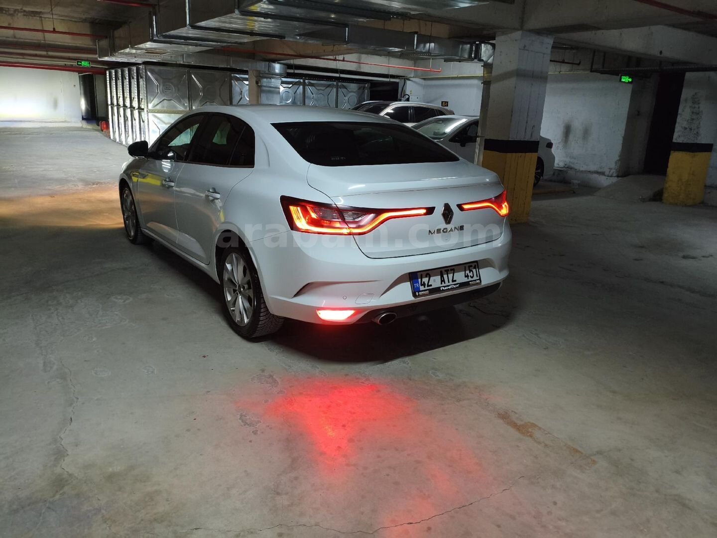Sahibinden Renault Megane 1.5 dCi Icon 2019 Model Konya 138.500 km Beyaz 3