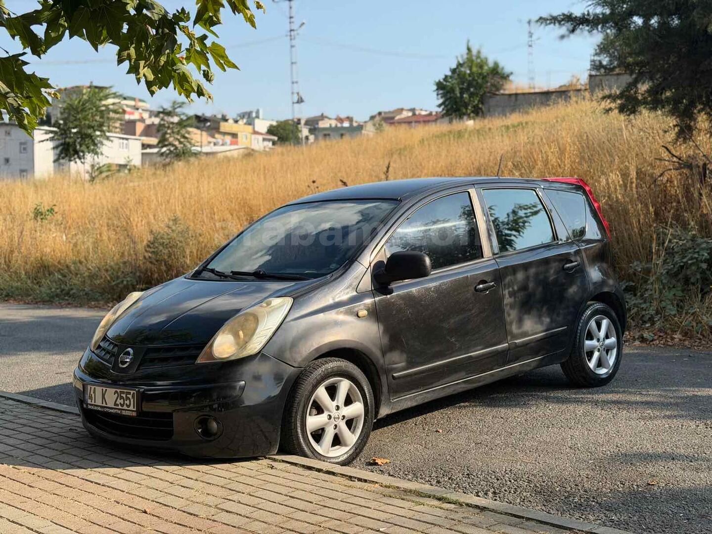 Galeriden Nissan Note 1.5 dCi Tekna 2009 Model İstanbul 301.000 km Siyah 4