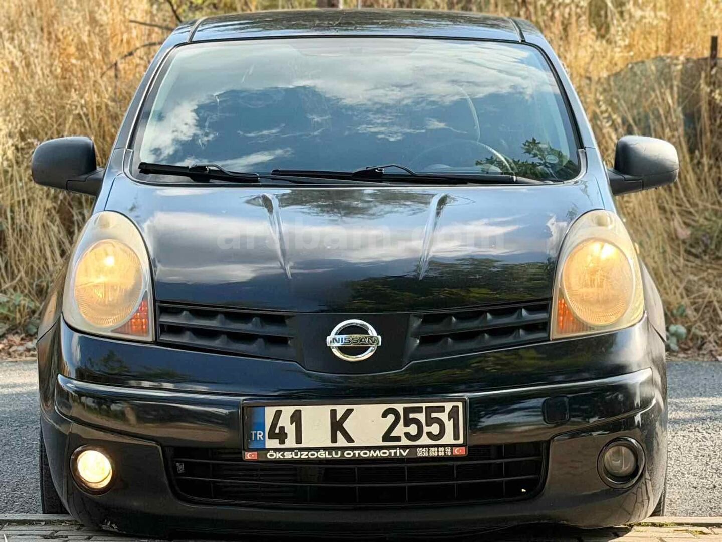 Galeriden Nissan Note 1.5 dCi Tekna 2009 Model İstanbul 301.000 km Siyah 2