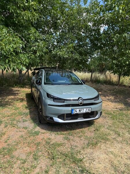 Sahibinden Citroen C4 X 1.2 PureTech Max 2025 Model İstanbul 18.800 km Yeşil