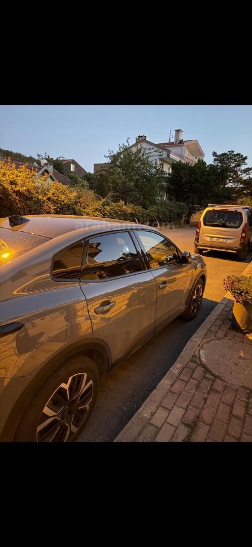 Sahibinden Citroen C4 X 1.2 PureTech Max 2025 Model İstanbul 18.800 km Yeşil 7