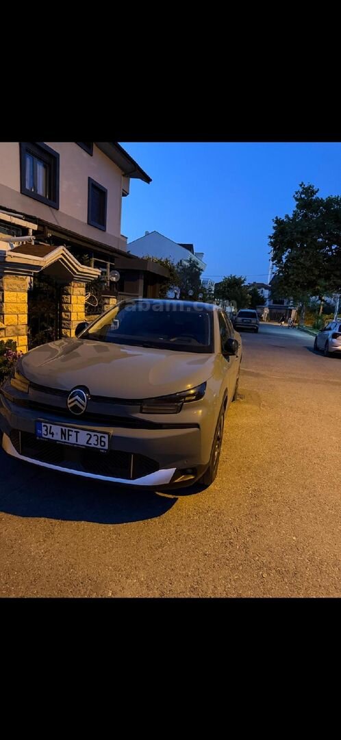 Sahibinden Citroen C4 X 1.2 PureTech Max 2025 Model İstanbul 18.800 km Yeşil 2