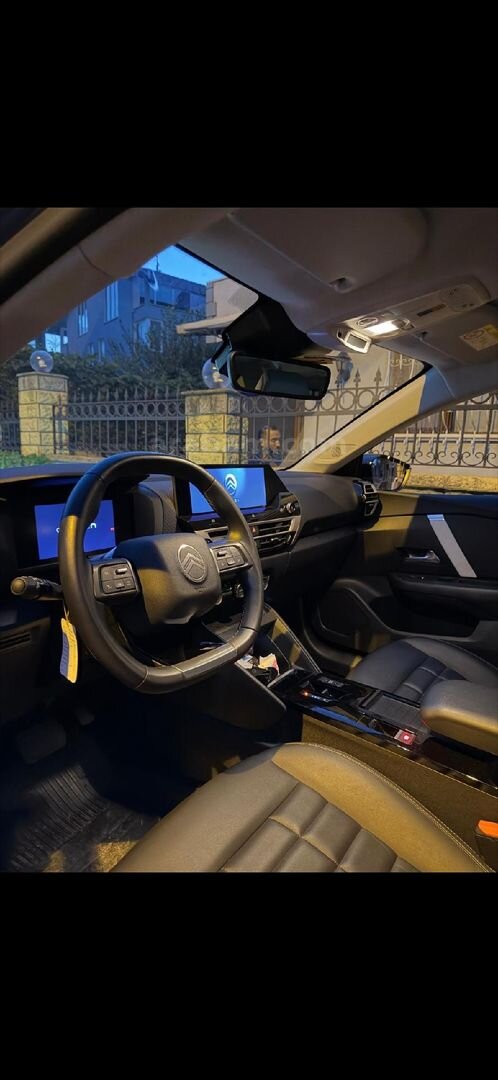 Sahibinden Citroen C4 X 1.2 PureTech Max 2025 Model İstanbul 18.800 km Yeşil 4