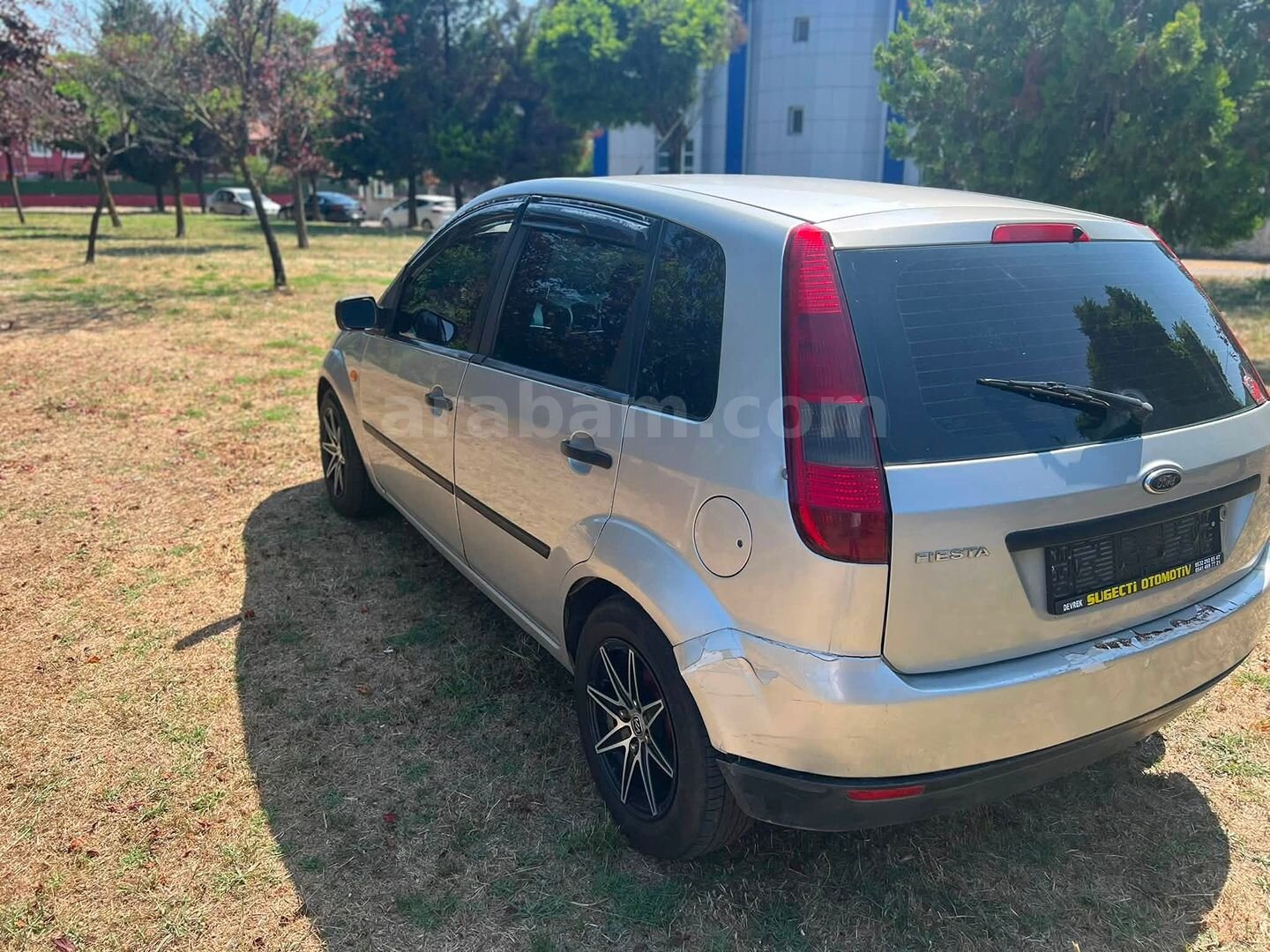 Galeriden Ford Fiesta 1.4 TDCi Comfort 2005 Model Zonguldak 345.000 km Gri 4