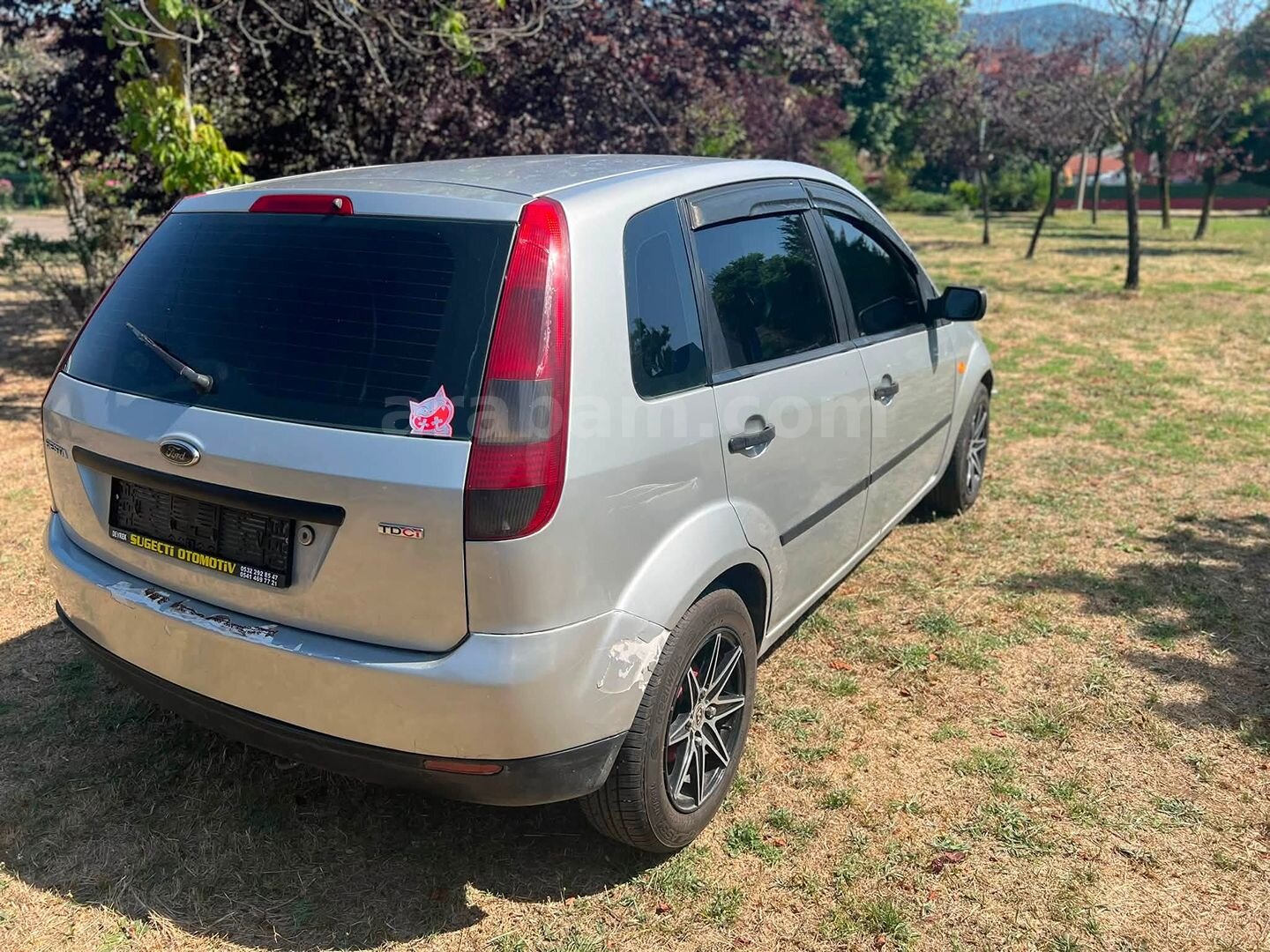 Galeriden Ford Fiesta 1.4 TDCi Comfort 2005 Model Zonguldak 345.000 km Gri 6