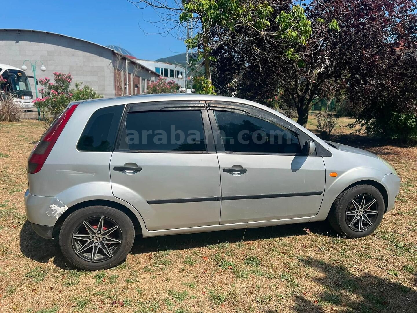 Galeriden Ford Fiesta 1.4 TDCi Comfort 2005 Model Zonguldak 345.000 km Gri 7