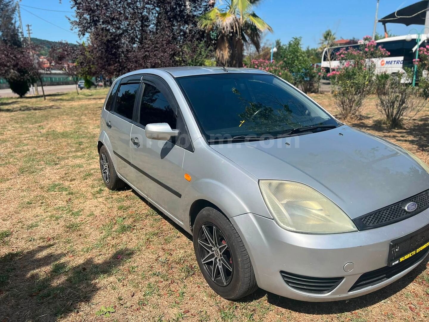 Galeriden Ford Fiesta 1.4 TDCi Comfort 2005 Model Zonguldak 345.000 km Gri 2