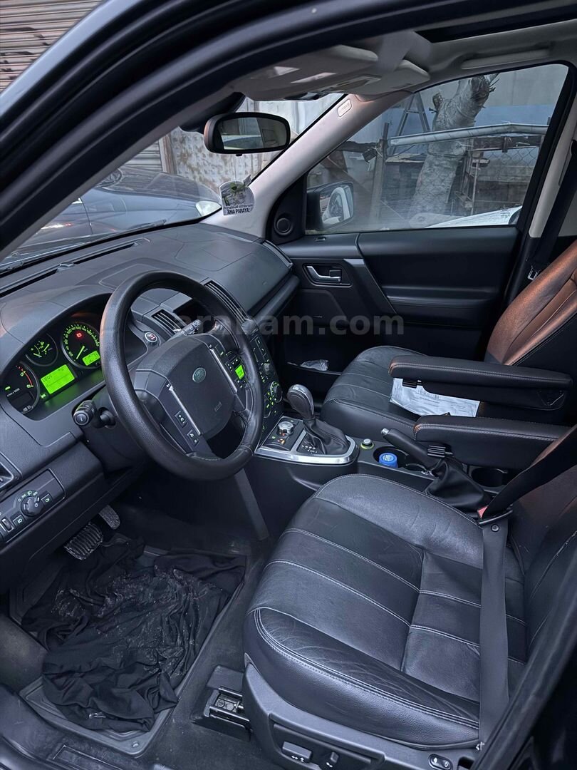 Sahibinden Land Rover Freelander II 2.2 TD4 HSE 2011 Model İstanbul 203.000 km Siyah 5