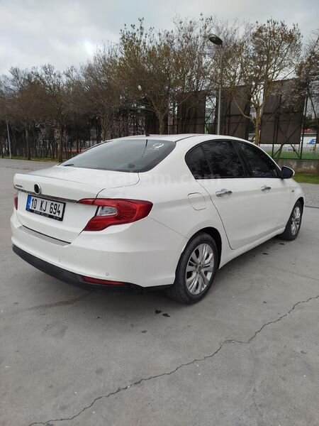 Sahibinden Fiat Egea 1.4 Fire Urban 2015 Model İstanbul 186.000 km Beyaz