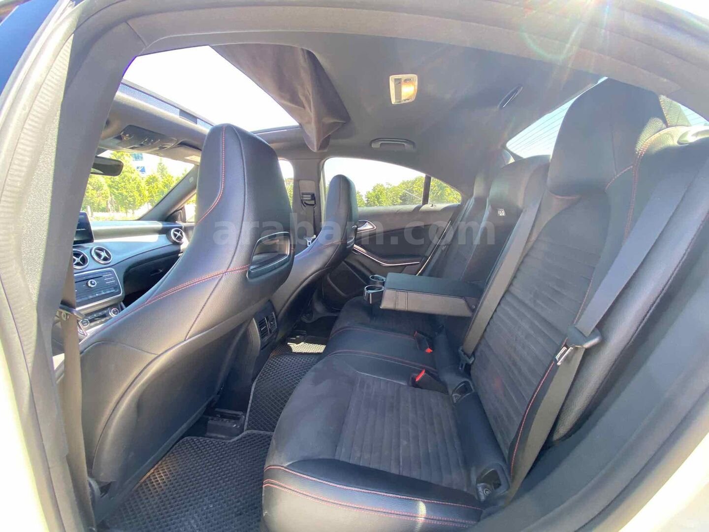 Sahibinden Mercedes - Benz CLA 200 AMG 2015 Model Kocaeli 77.500 km Beyaz 7
