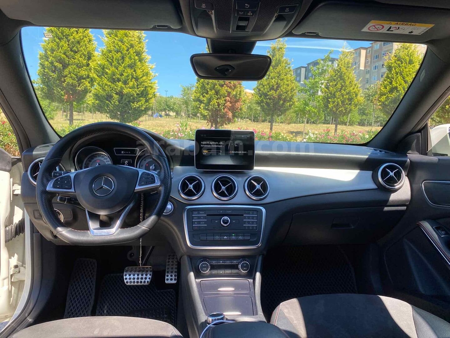 Sahibinden Mercedes - Benz CLA 200 AMG 2015 Model Kocaeli 77.500 km Beyaz 5