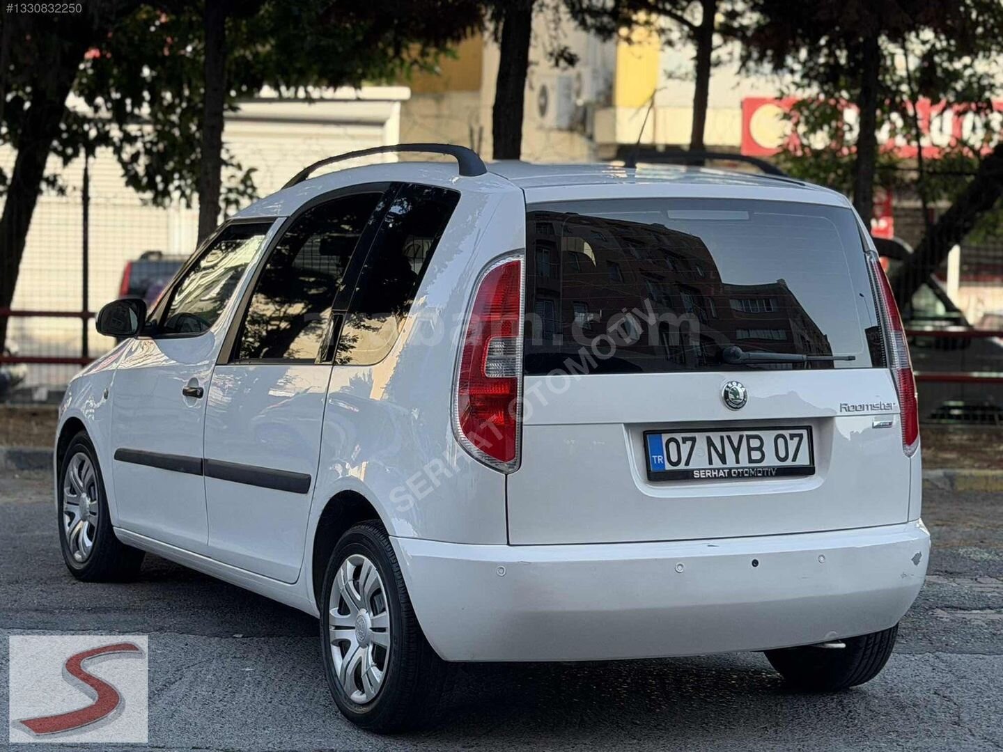 Galeriden Skoda Roomster 1.6 TDI Active 2012 Model İstanbul 197.000 km Beyaz 4