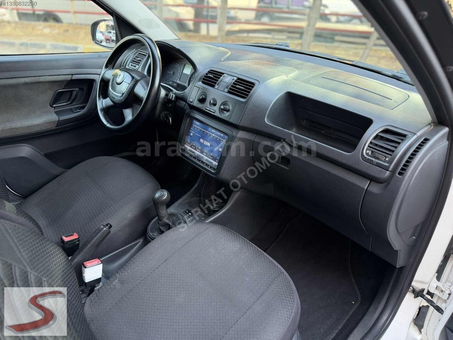 Galeriden Skoda Roomster 1.6 TDI Active 2012 Model İstanbul 197.000 km Beyaz 7