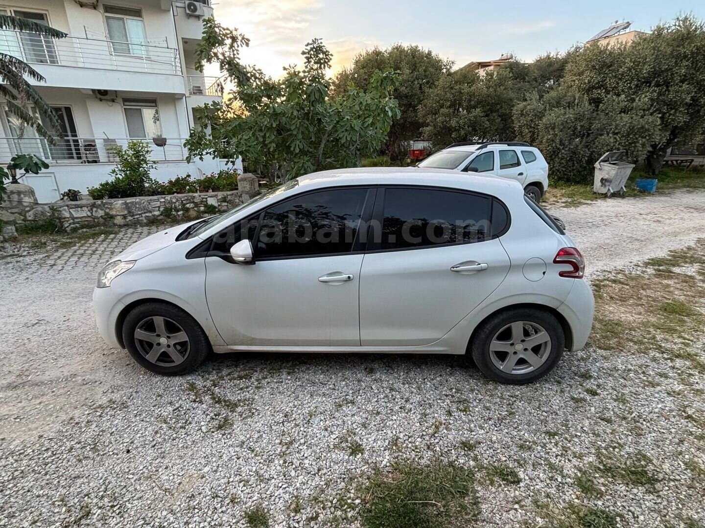 Sahibinden Peugeot 208 1.0 VTi Access 2013 Model Muğla 123.000 km Beyaz 4