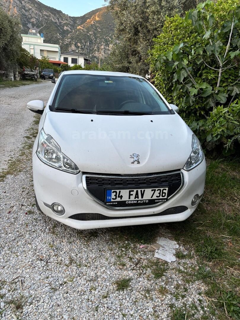 Sahibinden Peugeot 208 1.0 VTi Access 2013 Model Muğla 123.000 km Beyaz 2