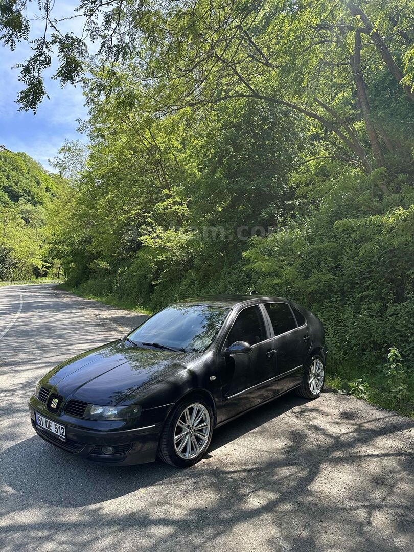 Sahibinden Seat Leon 1.6 Signo 2004 Model Trabzon 266.000 km Siyah 3