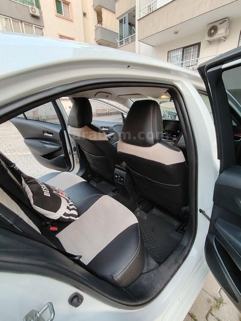 Sahibinden Toyota Corolla 1.5 Dream 2022 Model Hatay 48.500 km Beyaz 6