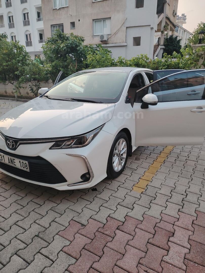 Sahibinden Toyota Corolla 1.5 Dream 2022 Model Hatay 48.500 km Beyaz 2