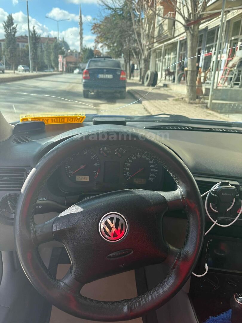 Sahibinden Volkswagen Golf 1.6 Trendline 2001 Model Konya 315.000 km Mavi 6