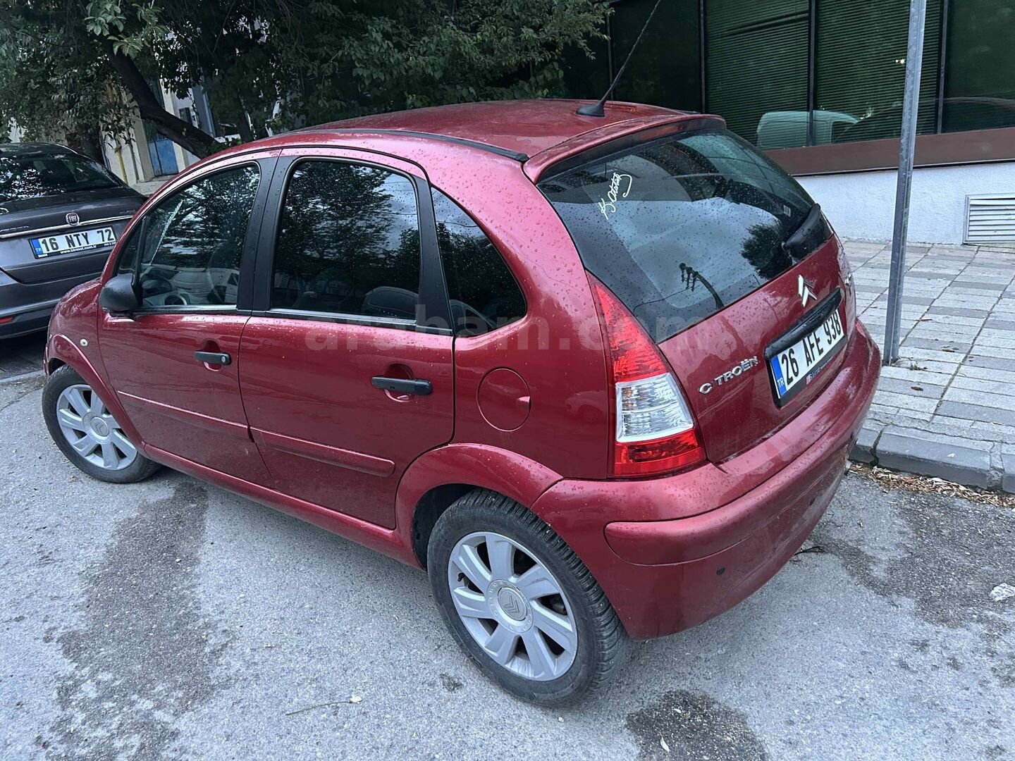 Sahibinden Citroen C3 1.6 SX 2007 Model Eskişehir 233.000 km Kırmızı 5