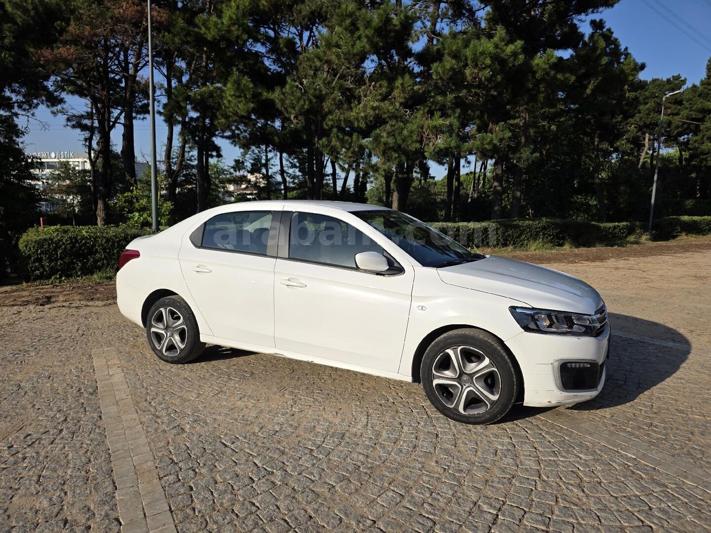 Sahibinden Citroen C-Elysée 1.5 BlueHDI Feel 2020 Model İstanbul 170.500 km Beyaz 5