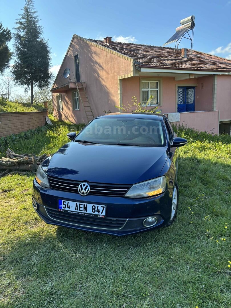 Sahibinden Volkswagen Jetta 1.6 TDi Comfortline 2011 Model Sakarya 345.000 km Mavi (metalik) 1