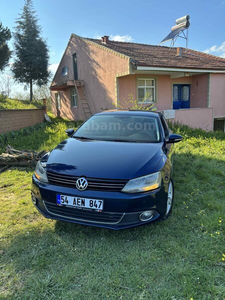 Sahibinden Volkswagen Jetta 1.6 TDi Comfortline 2011 Model Sakarya 345.000 km Mavi (metalik)