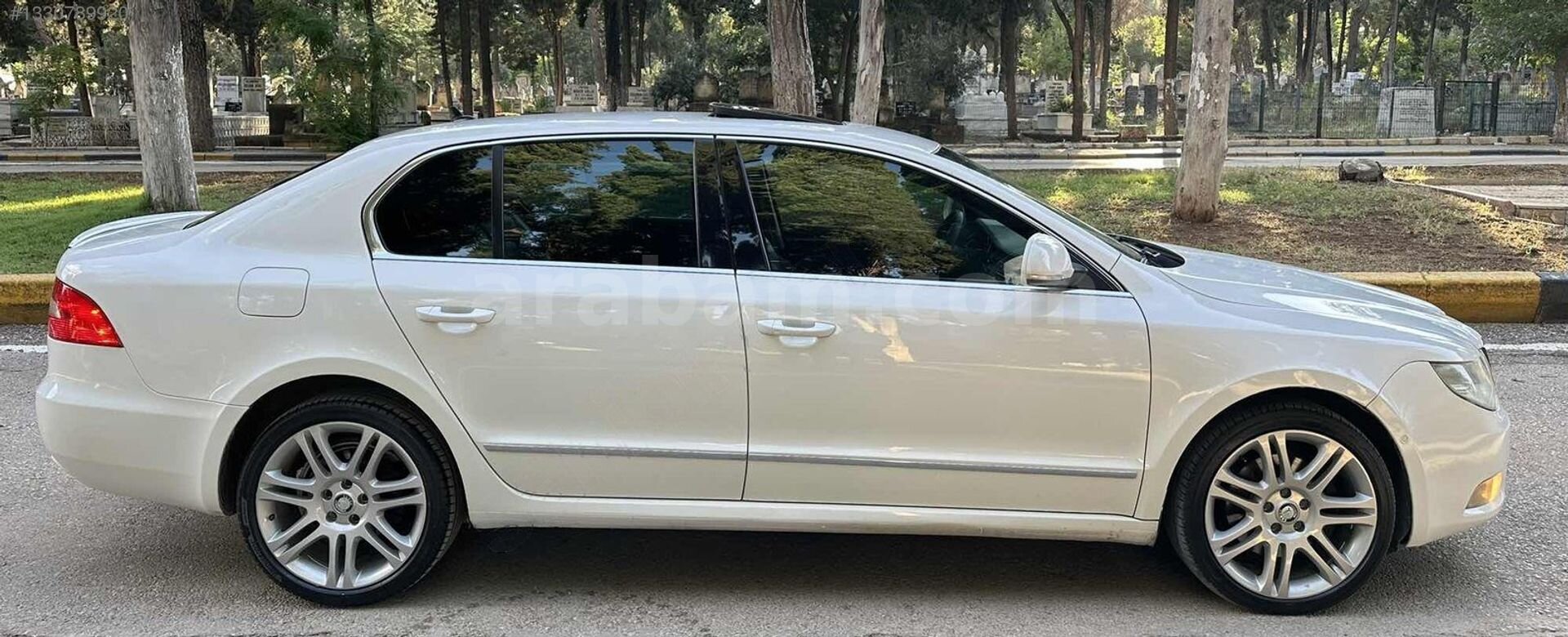 Galeriden Skoda SuperB 2.0 TDI Elegance 2011 Model Gaziantep 380.000 km Beyaz 6