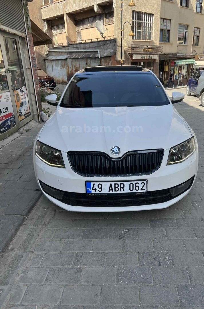 Sahibinden Skoda Octavia 1.6 TDI Style CR 2016 Model Muş 162.500 km Beyaz 3