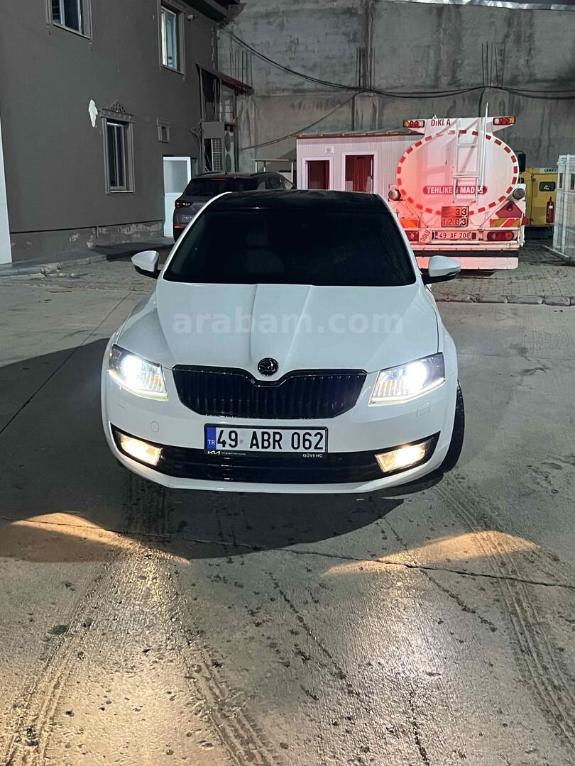 Sahibinden Skoda Octavia 1.6 TDI Style CR 2016 Model Muş 162.500 km Beyaz 2