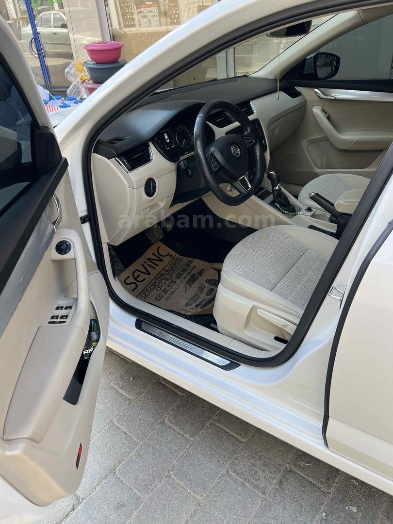Sahibinden Skoda Octavia 1.6 TDI Style CR 2016 Model Muş 162.500 km Beyaz 6