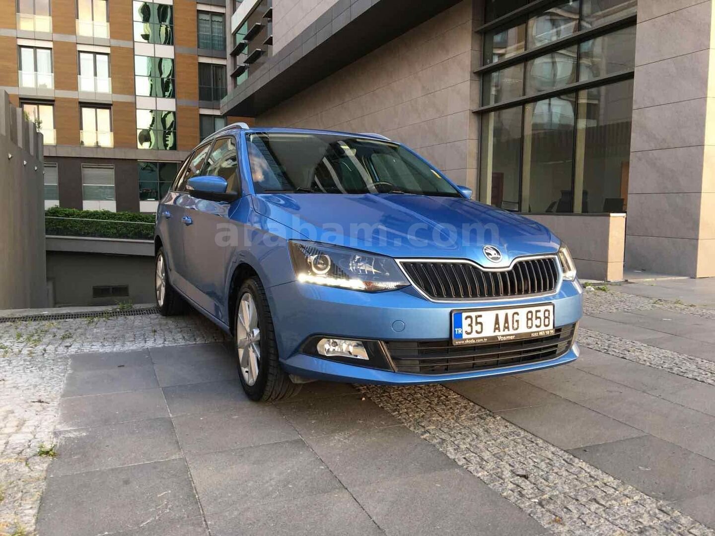 Sahibinden Skoda Fabia 1.2 TSI Style 2017 Model İstanbul 107.000 km Mavi 2