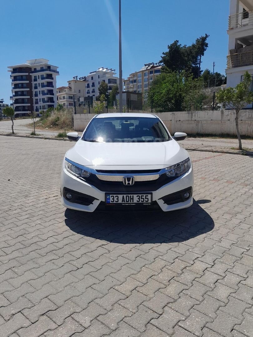 Sahibinden Honda Civic 1.6i VTEC Eco Premium 2019 Model Mersin 59.000 km Beyaz 2