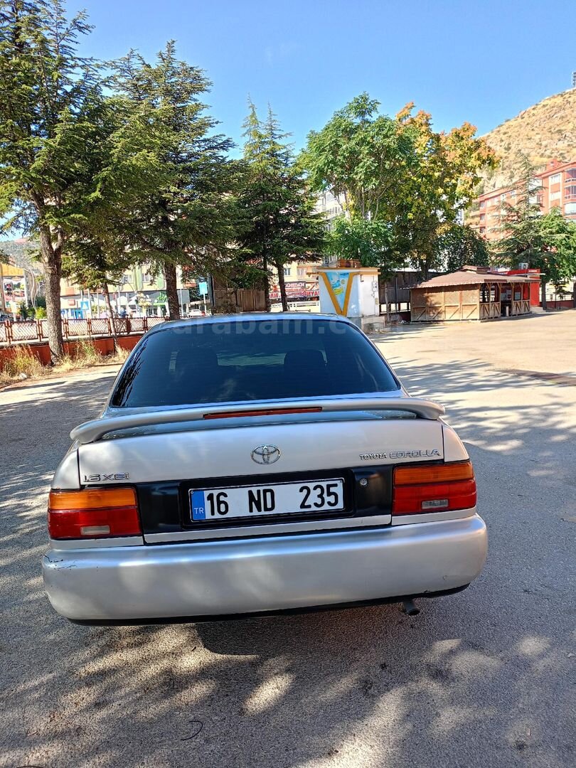 Sahibinden Toyota Corolla 1.6 XEi 1997 Model Afyonkarahisar 500.300 km Gri (Gümüş) 4