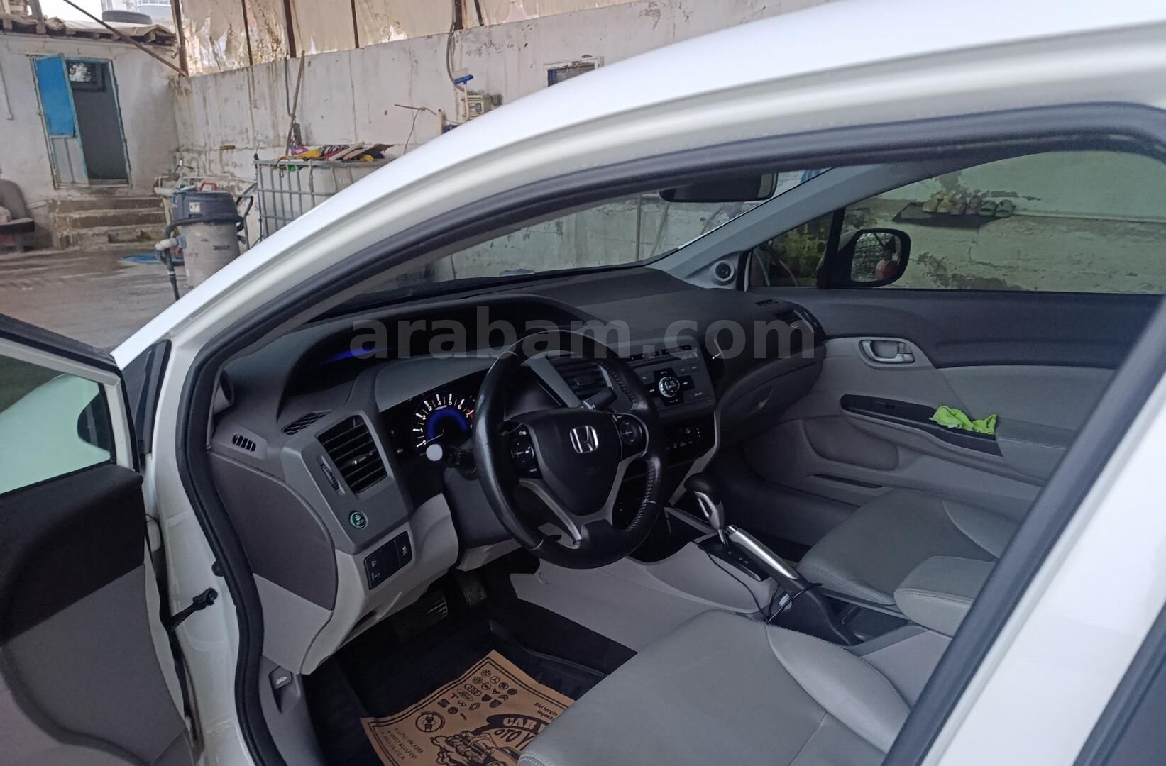 Sahibinden Honda Civic 1.6i VTEC Eco Premium 2014 Model Malatya 181.000 km Beyaz 2