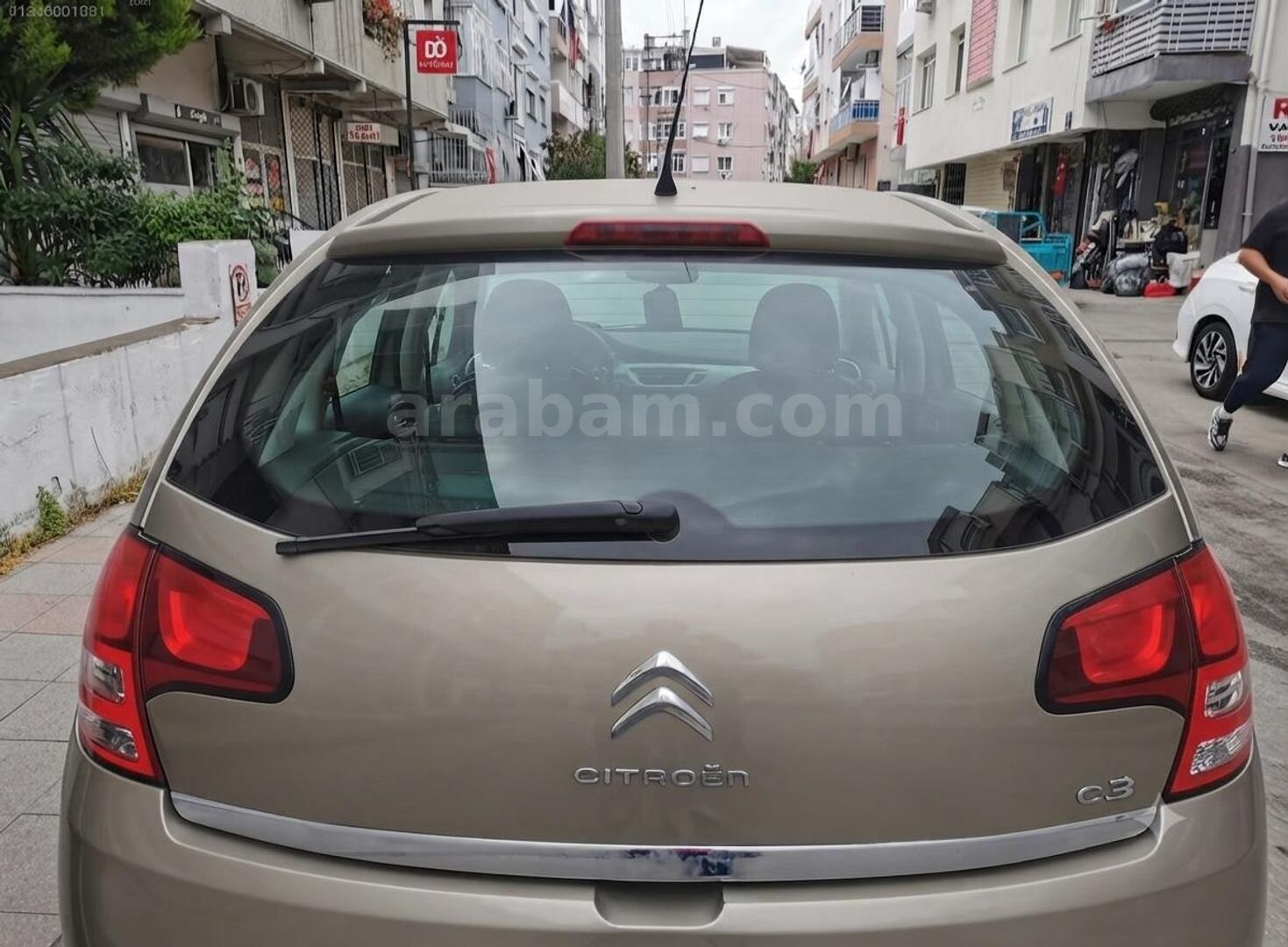 Sahibinden Citroen C3 1.6 HDi Exclusive 2010 Model İzmir 217.328 km Altın 2