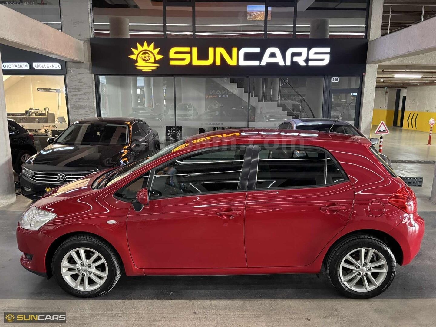 Galeriden Toyota Auris 1.6 Comfort Extra 2009 Model Ankara 202.000 km Kırmızı 6