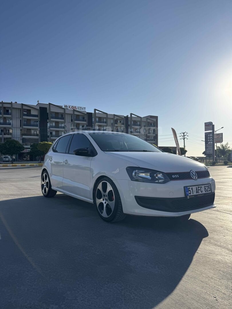 Sahibinden Volkswagen Polo 1.2 TDi Trendline 2014 Model Van 181.000 km Beyaz 3