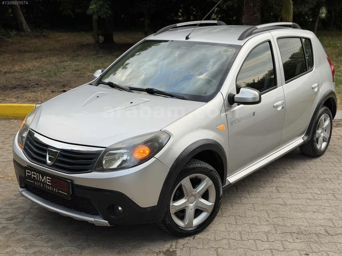 Galeriden Dacia Sandero 1.5 dCi Stepway 2012 Model Bursa 134.000 km Gri 3