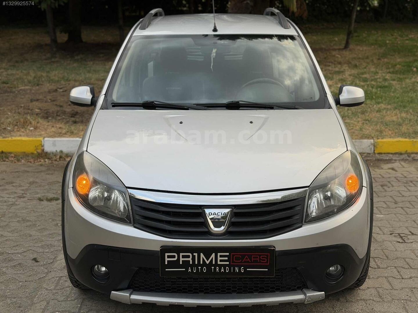 Galeriden Dacia Sandero 1.5 dCi Stepway 2012 Model Bursa 134.000 km Gri 1