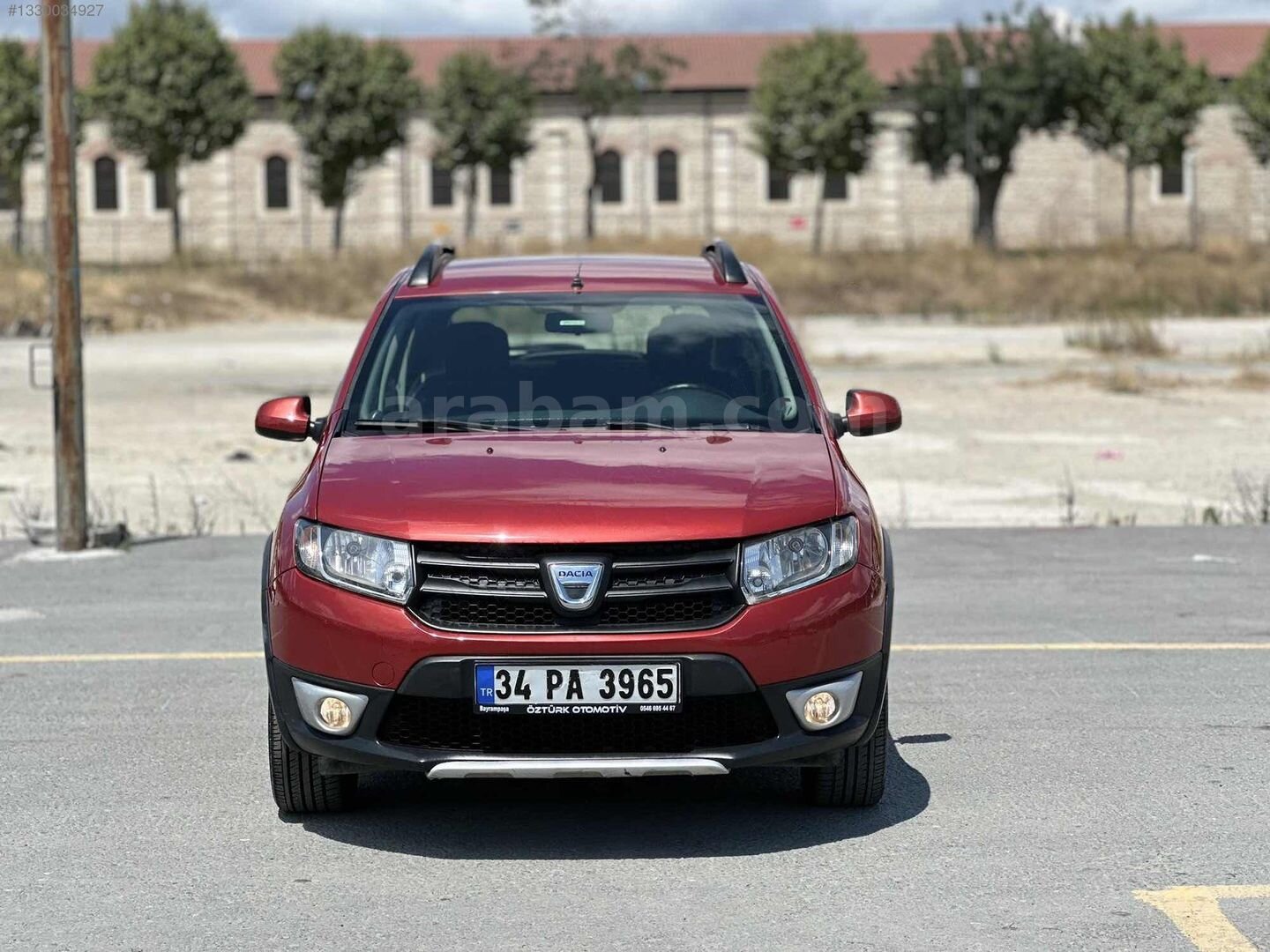 Galeriden Dacia Sandero 1.5 dCi Stepway 2015 Model İstanbul 116.000 km Bordo 2