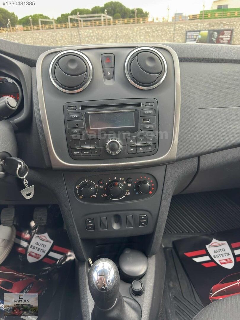Galeriden Dacia Sandero 1.5 dCi Stepway 2015 Model Manisa 76.500 km Kırmızı 2
