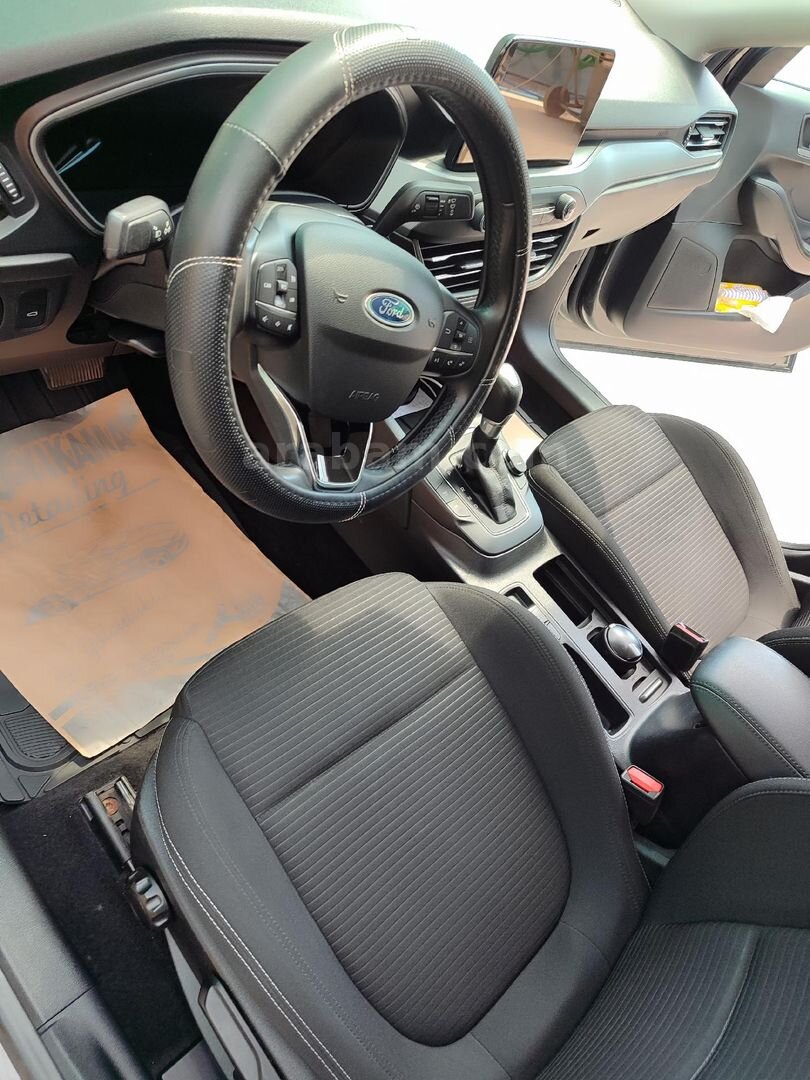 Sahibinden Ford Focus 1.5 Ti-VCT Titanium 2023 Model Antalya 79.000 km Gri 5