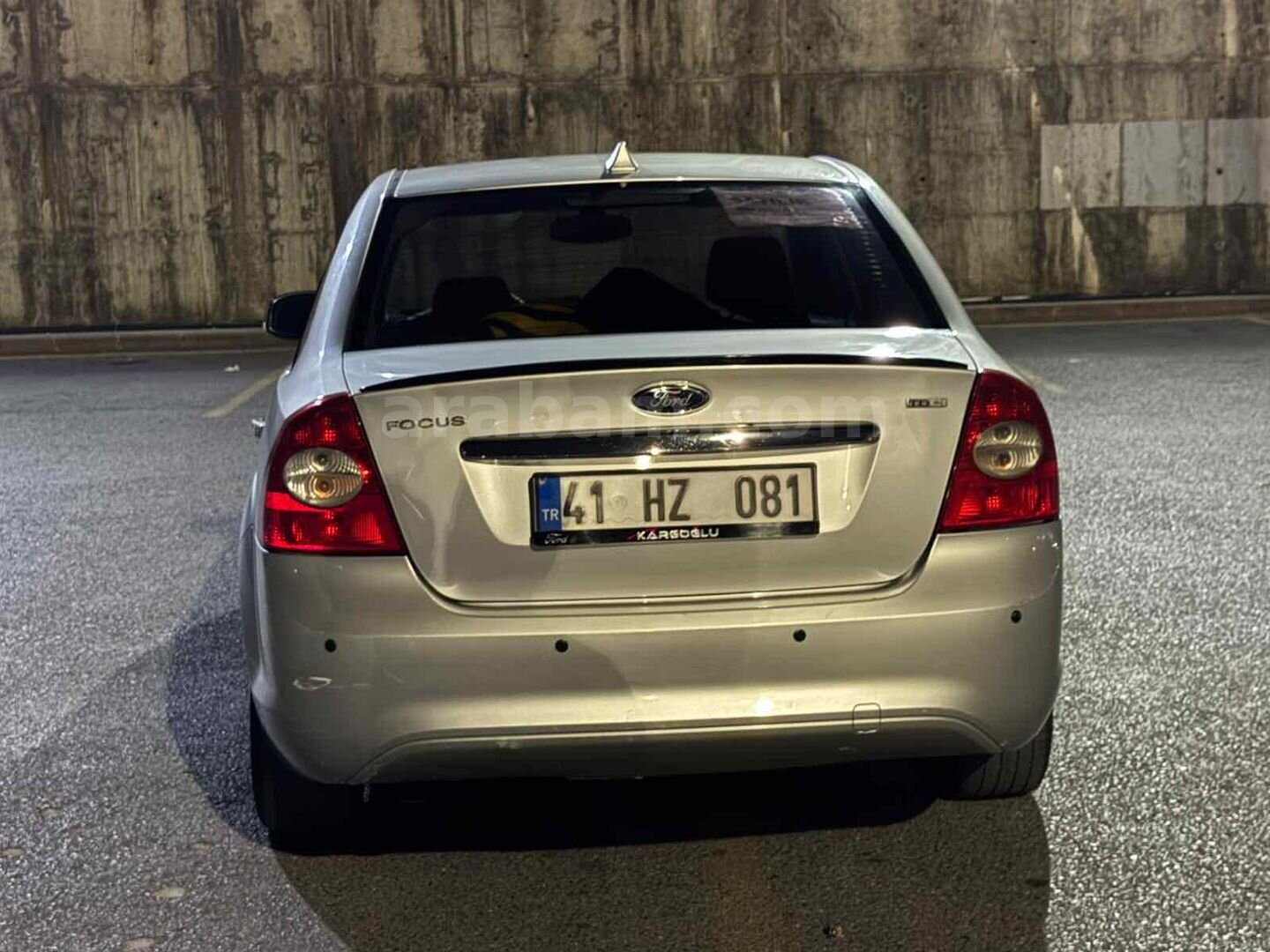 Sahibinden Ford Focus 1.6 TDCi Titanium 2009 Model İstanbul 202.000 km Gri (Gümüş) 5