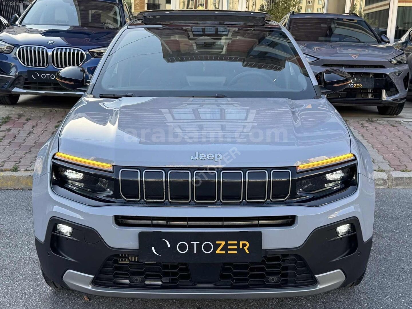 Galeriden Jeep Avenger Hybrid 1.2 Summit 2025 Model İstanbul 6.001 km Gri 1